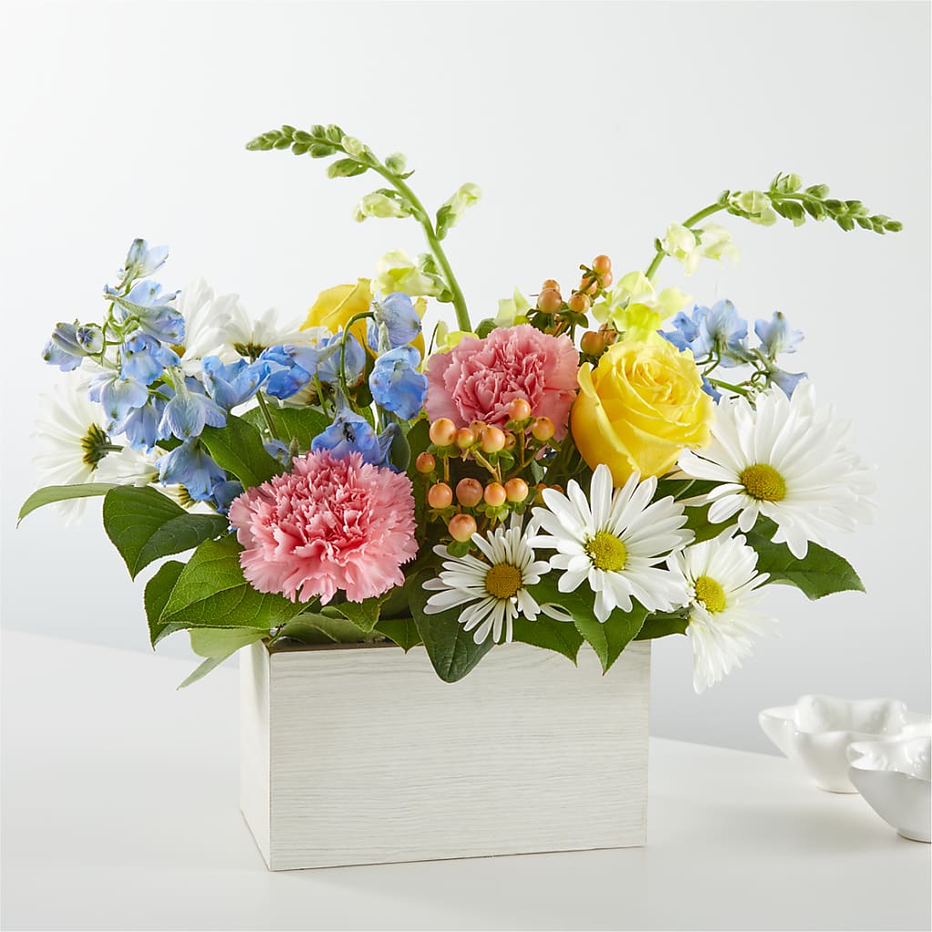 Sun Salutation Box Bouquet – Ridge Florist Inc, Sebring FL