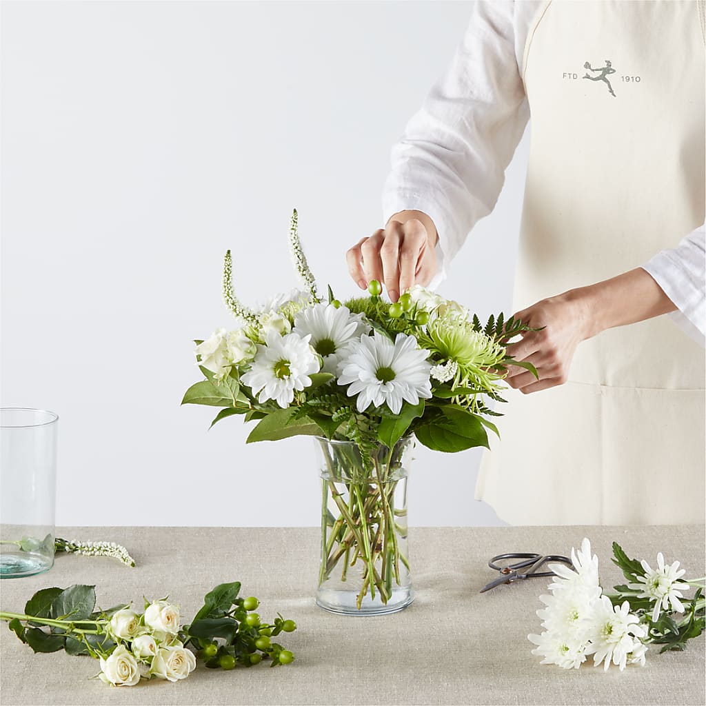 Irish Garden - A Florist Original – Ridge Florist Inc, Sebring FL