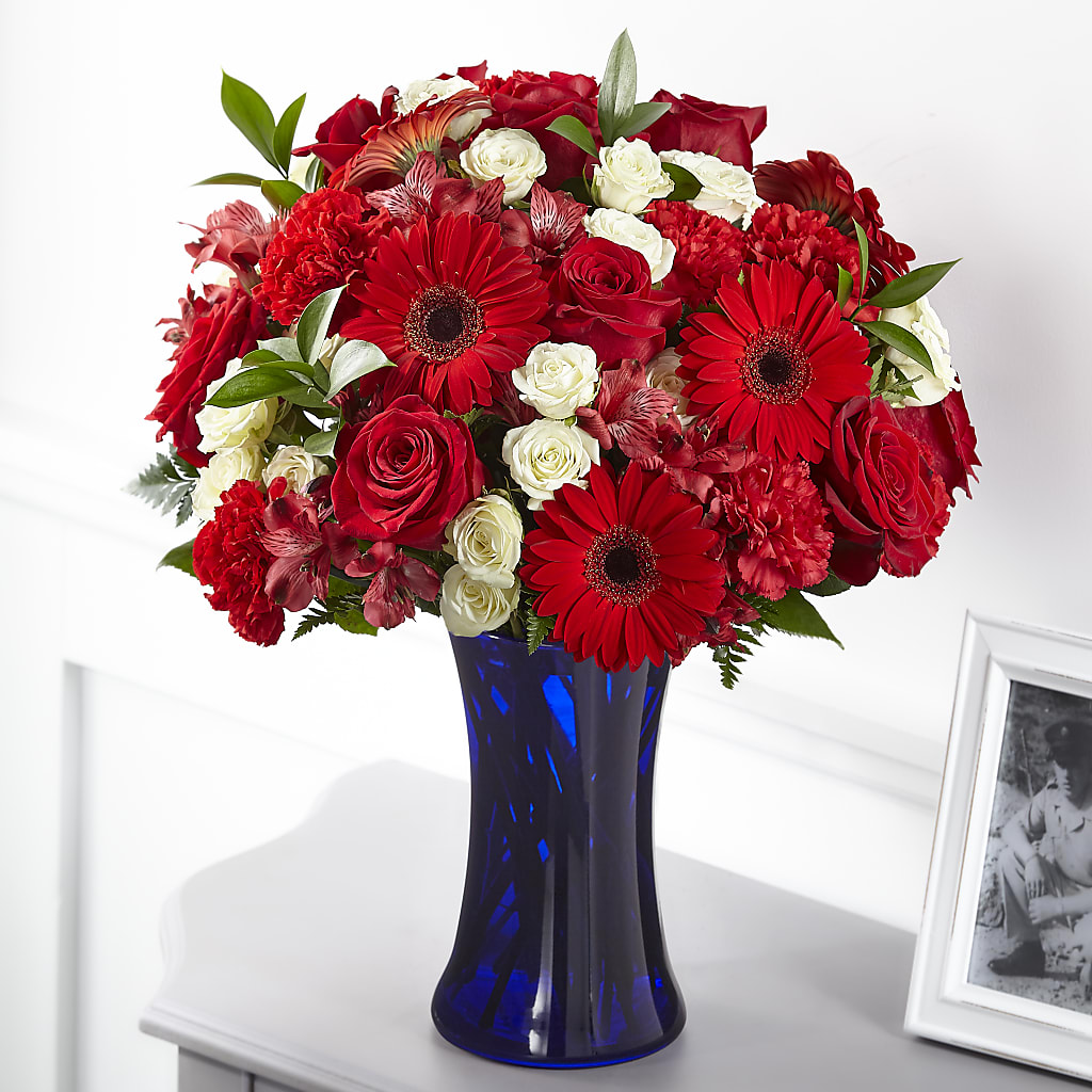 Hearts Embrace Bouquet – Ridge Florist Inc, Sebring FL