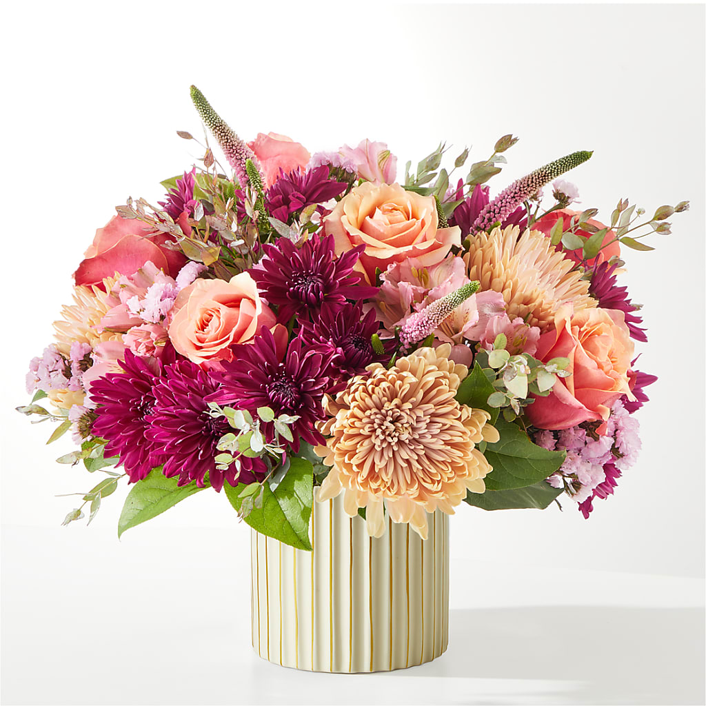 Berry Cobbler Bouquet with Ivory Vase – Ridge Florist Inc, Sebring FL