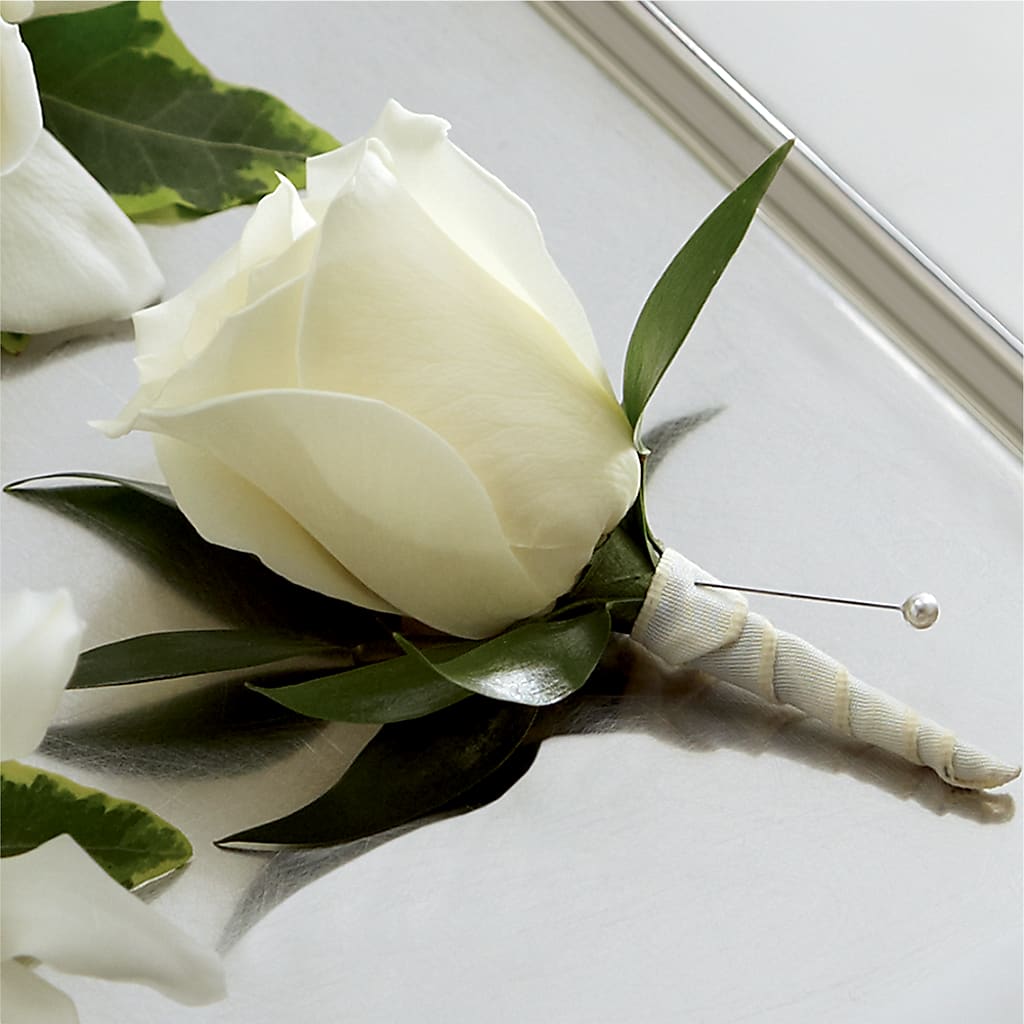 White Rose Boutonniere – Ridge Florist Inc, Sebring FL