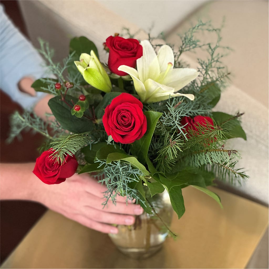 Glittering Lights Bouquet –  Ridge Florist Inc, Sebring FL