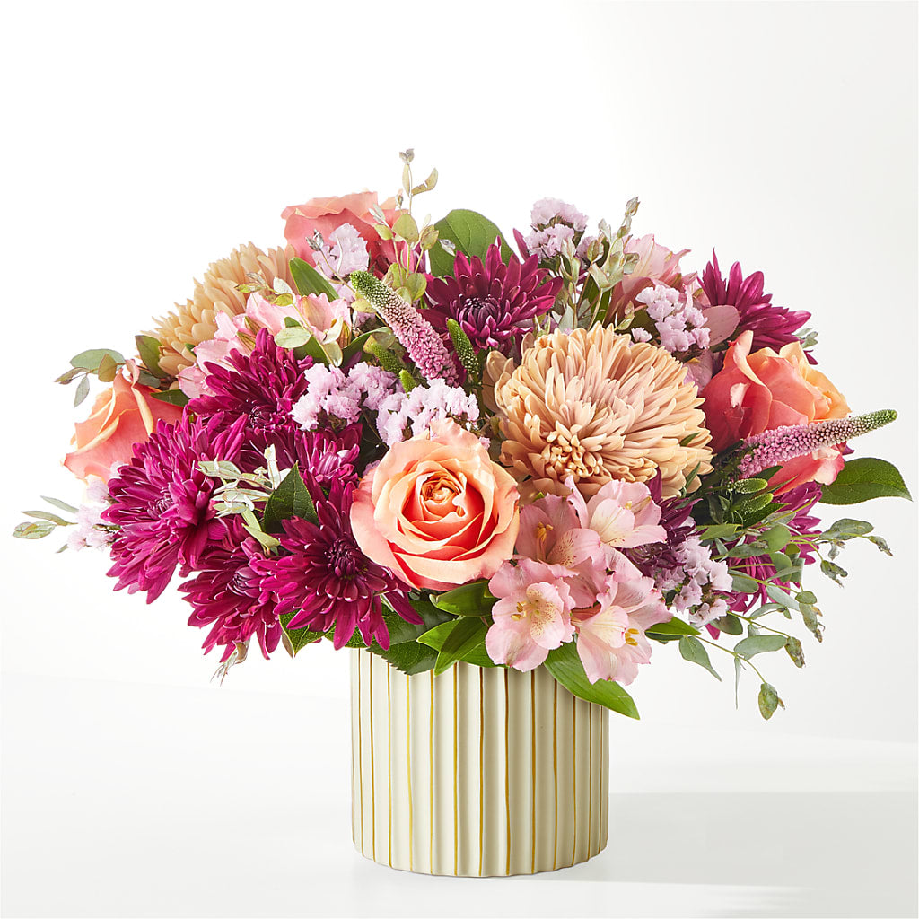 Berry Cobbler Bouquet with Ivory Vase –  Ridge Florist Inc, Sebring FL